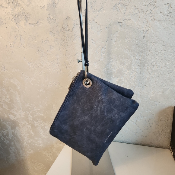 BUNDLE Christian Lacroix Navy Wristlet AND eyeshadow And Lipstick - Picture 3 of 4